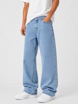 man wearing jean